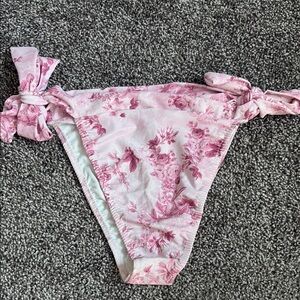PrettyLittleThing Pink Floral Bikini Bottom